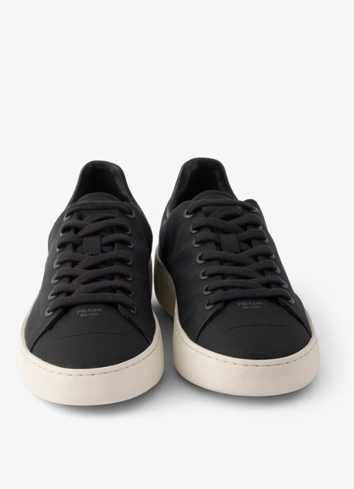 Prada Court Re-Nylon sneaker met logo - detail 2 zwart