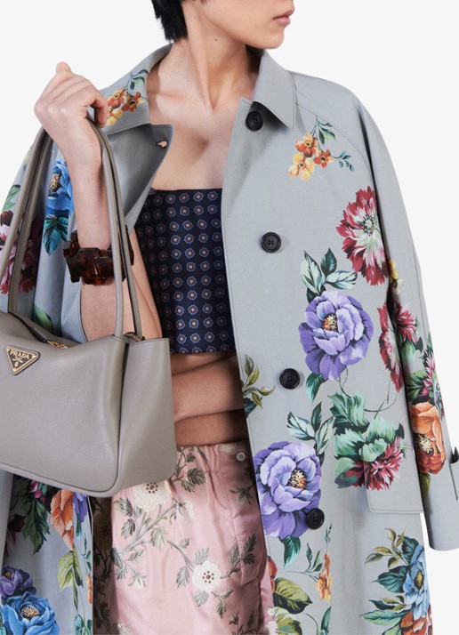Prada Darling Medium schoudertas van leer - voorkant 2 taupe