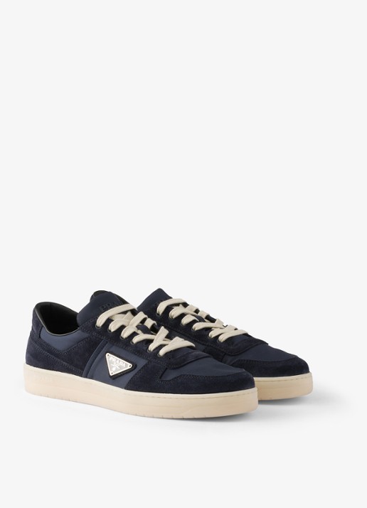 Prada Downtown Re-Nylon sneaker met suède details