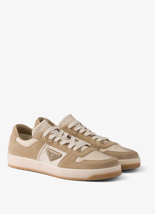 Prada Downtown Re-Nylon sneaker met suède details - detail 4 beige