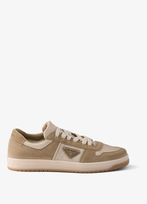 Prada Downtown Re-Nylon sneaker met suède details - voorkant 2 beige
