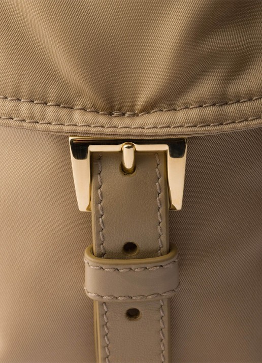 Prada Explore Re-Nylon Large schoudertas met leren details - detail 3 beige