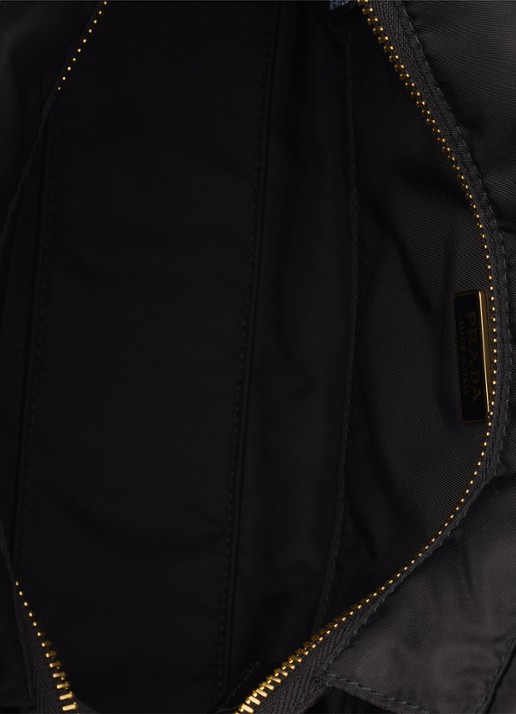 Prada Explore Re-Nylon Medium schoudertas met leren details - detail 4 zwart