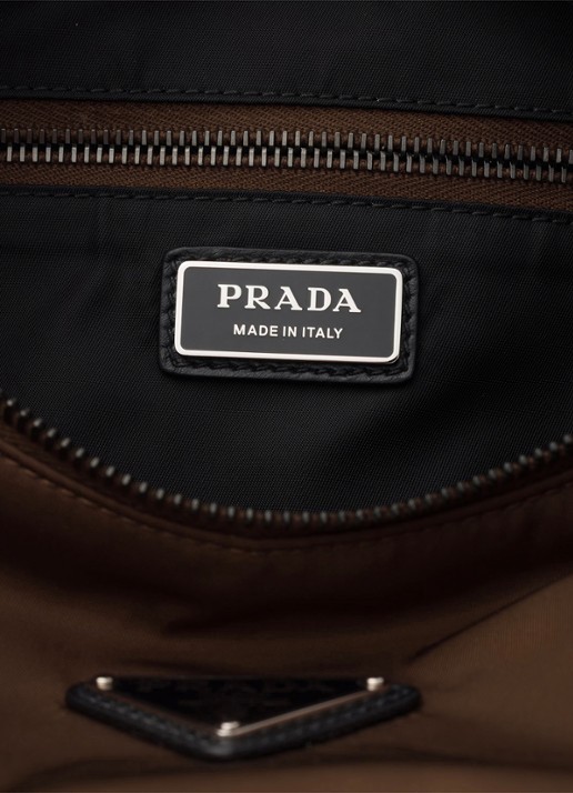 Prada Explore Re-Nylon schoudertas met leren details - detail 2 bruin
