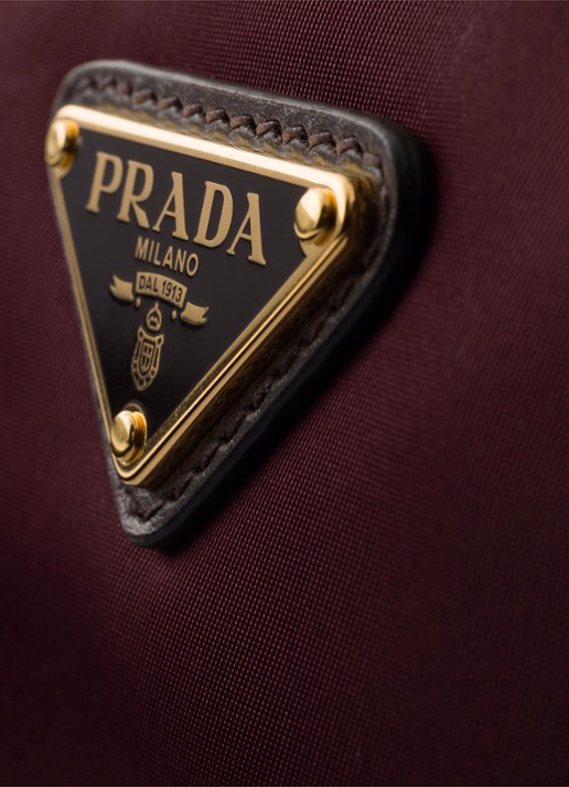 Prada Explore Re-Nylon Small schoudertas met leren details - detail 5 donkerrood