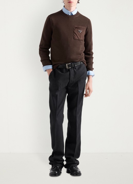 Prada Fijngebreide pullover van scheerwol met borstzak