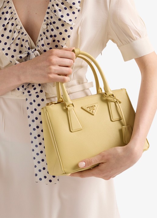 Prada Galleria handtas van leer met afneembare schouderriem - detail 4 geel