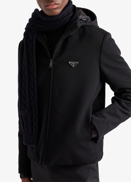 Prada Gewatteerd jack in scheerwolblend met afneembare capuchon - detail zwart