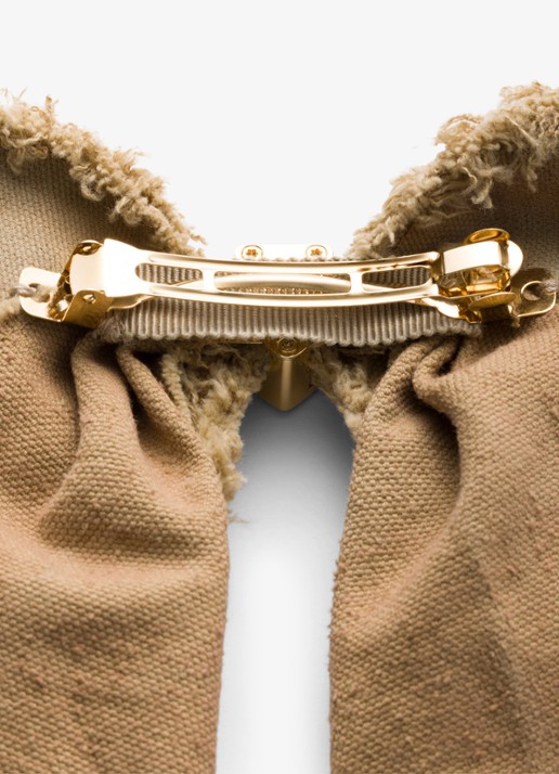 Prada Haarclip van canvas met logo - achterkant 2 beige