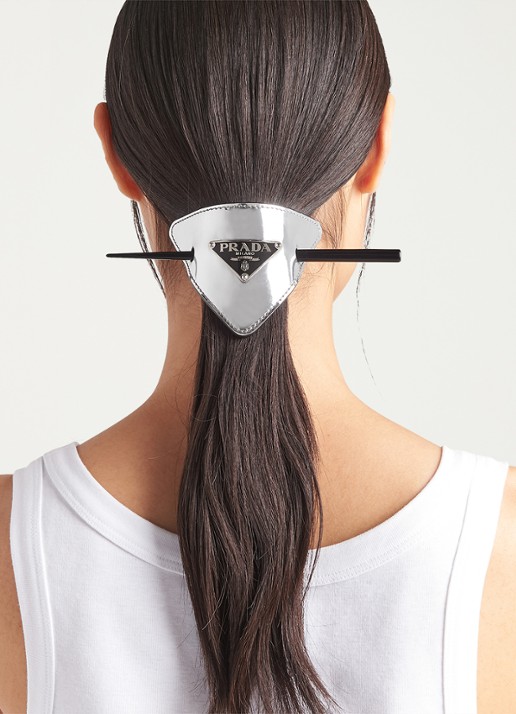 Prada Haarclip van leer - voorkant 3 zilver