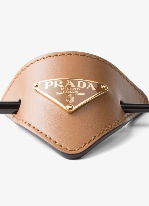 Prada Haarclip van leer - detail 2 bruin