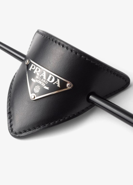 Prada Haarclip van leer - detail zilver