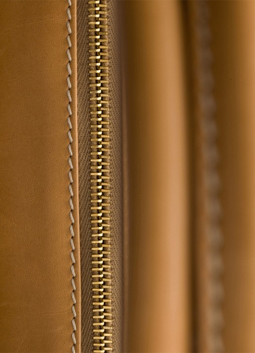 Prada Large schoudertas met leren details - detail 4 zand