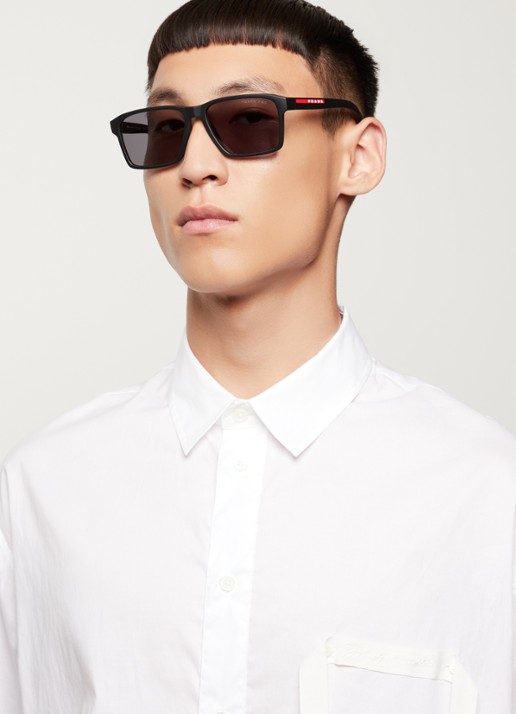 Prada Linea Rossa Wayfarer zonnebril gepolariseerd PS05YS - voorkant 5 zwart
