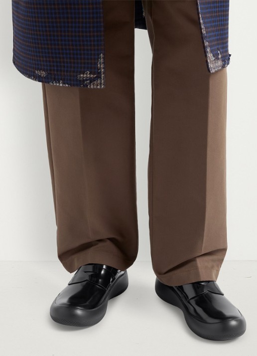 Prada Loafer van kalfsleer met glanzende finish - voorkant 2 zwart