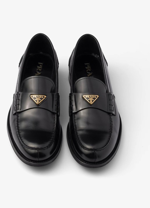 Prada Loafer van kalfsleer met logo - detail zwart