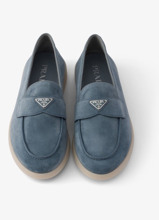 Prada Loafer van kalfssuède - detail 4 donkerblauw