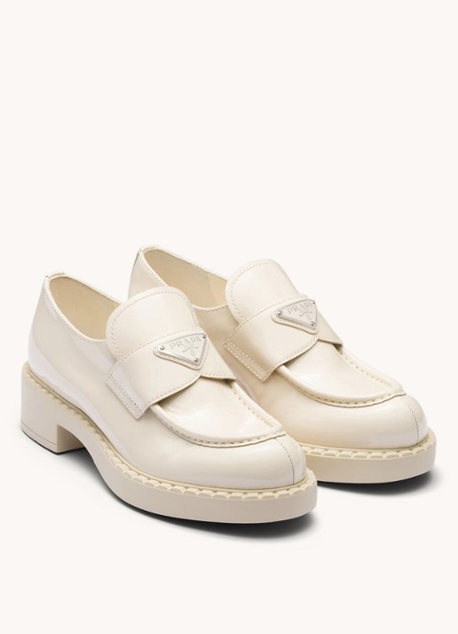 Prada Loafer van leer - voorkant 2 creme