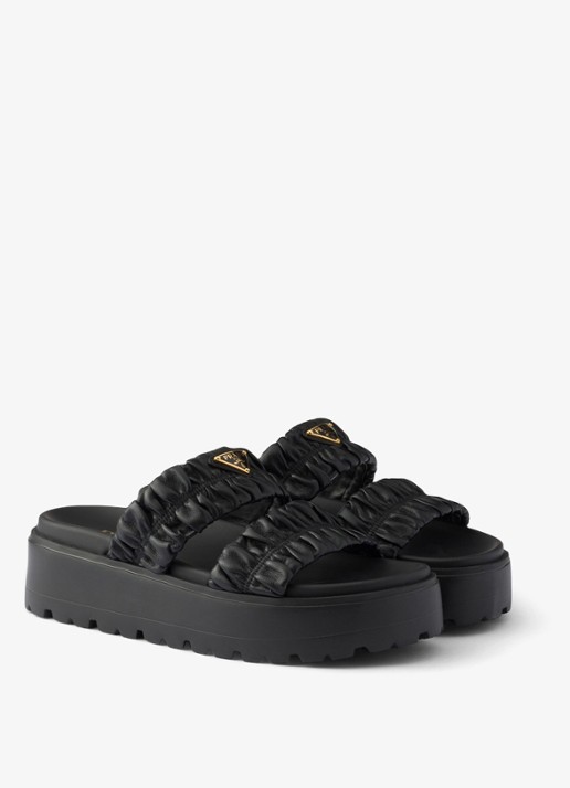 Prada Matelassé slipper van lamsleer - voorkant 5 zwart