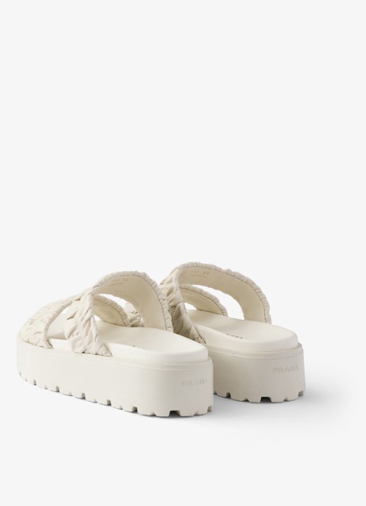 Prada Matelassé slipper van lamsleer - achterkant gebroken wit