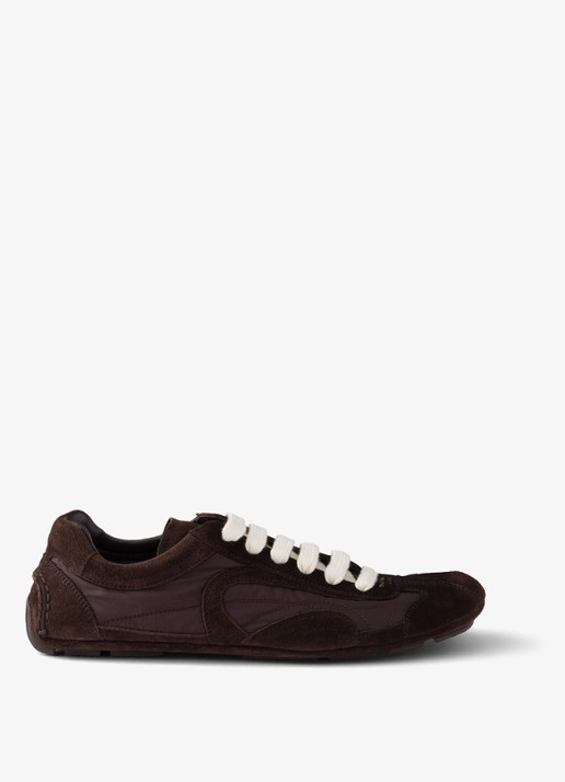 Prada Montecarlo Re-Edition 2005 Re-Nylon sneaker met kalfssuède details