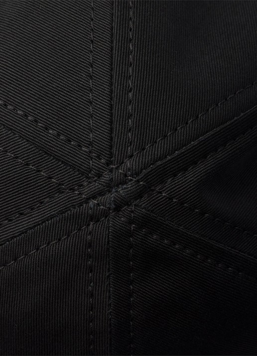 Prada Pet met logoborduring - detail 3 zwart