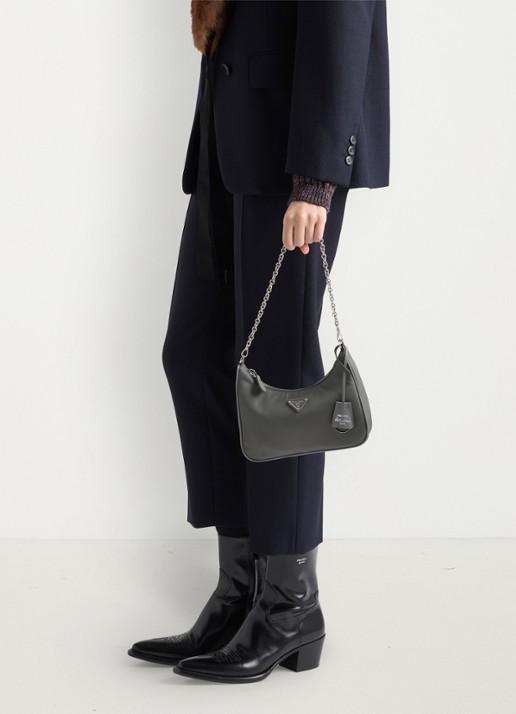 Prada Prada Re-Edition 2005 Re-Nylon crossbodytas met leren details - detail 3 grijs