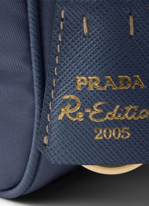 Prada Prada Re-Edition 2005 Re-Nylon crossbodytas met leren details - detail 2 staalblauw