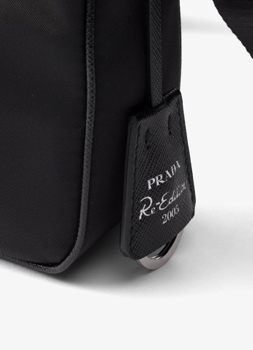 Prada Prada Re-Edition 2005 Re-Nylon crossbodytas met leren details - detail 3 zwart