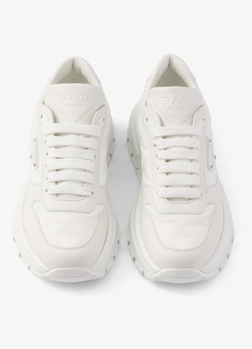 Prada Prax 01 Re-Nylon sneaker met leren details - detail 4 wit