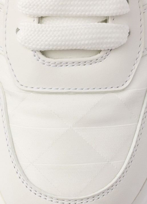 Prada Prax 01 Re-Nylon sneaker met leren details - detail 7 wit