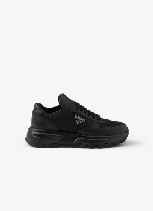 Prada Prax 01 Re-Nylon sneaker met leren details - voorkant 5 zwart