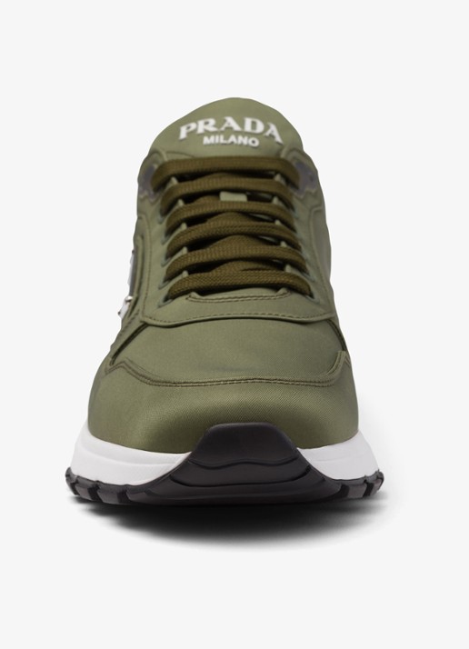Prada Prax 01 Re-Nylon sneaker met logo - detail 5 groen