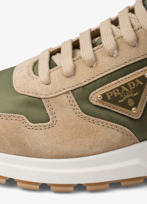 Prada Prax 01 Re-Nylon sneaker met suède details - detail 6 beige