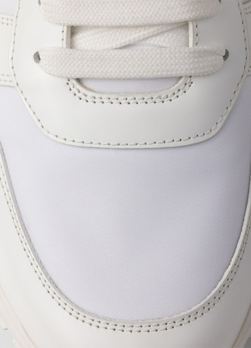Prada Prax 01 Re-Nylon sneakers met leren details en logo - detail 4 wit