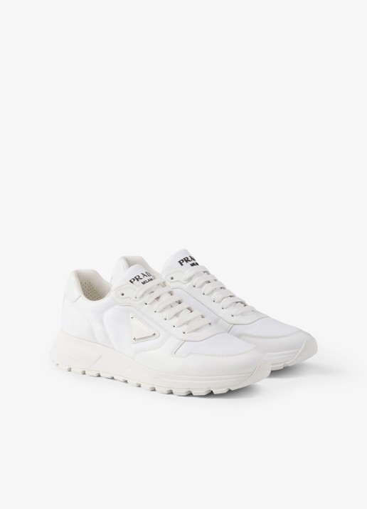 Prada Prax 01 Re-Nylon sneakers met leren details en logo