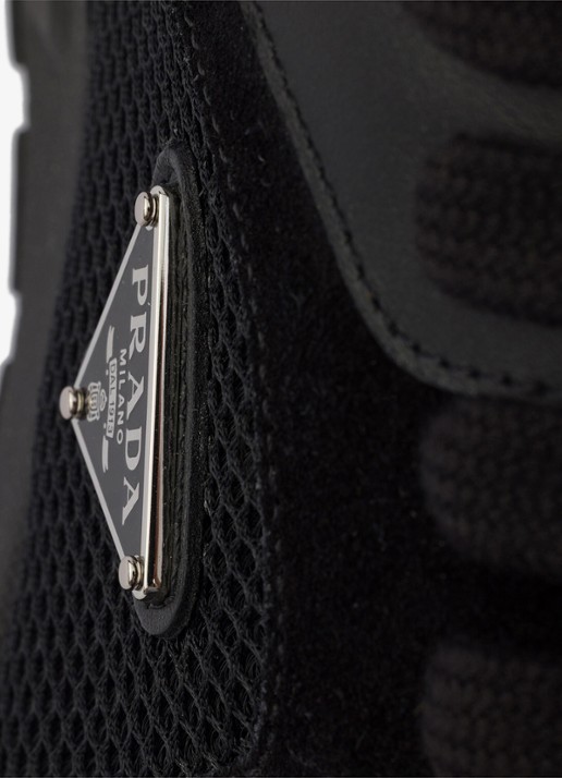 Prada Prax sneaker van leer met mesh details - detail 3 zwart