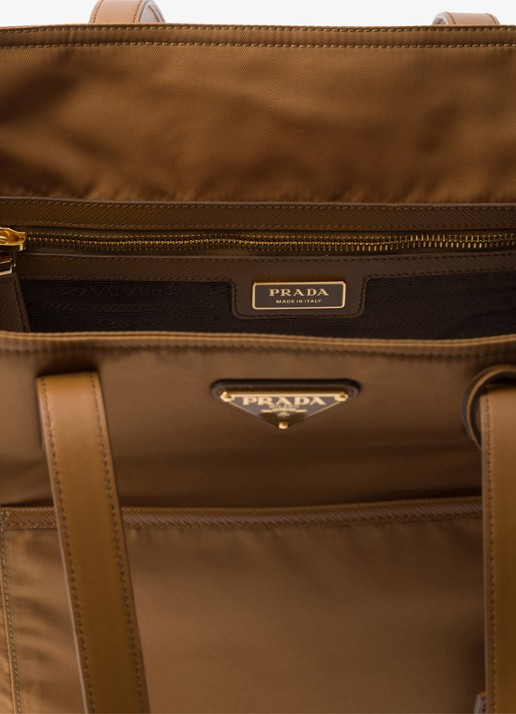 Prada Re-Edition 1978 Re-Nylon Medium shopper met leren details - detail camel