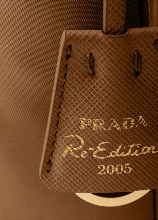 Prada Re-Edition 2005 Re-Nylon Mini schoudertas met leren details - detail 4 camel