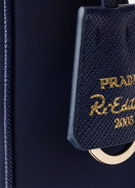 Prada Re-Edition 2005 Re-Nylon Mini schoudertas met leren details - detail 6 donkerblauw