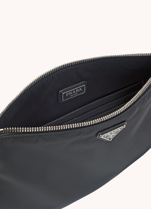 Prada Re-Nylon clutch met leren details - detail 4 zwart
