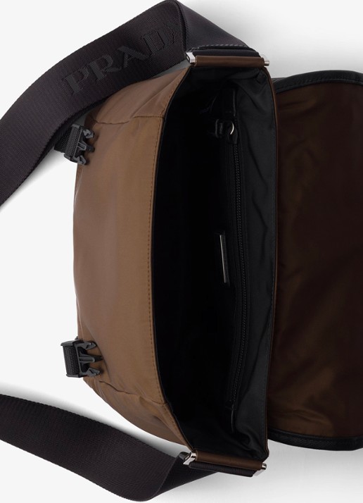 Prada Re-Nylon crossbodytas met leren details - detail 3 bruin