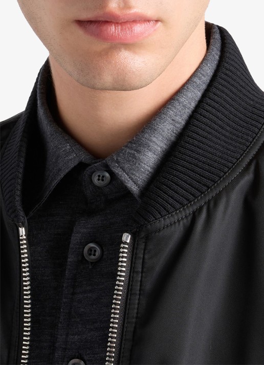 Prada Re-Nylon gewatteerd bomberjack met klepzakken - detail 5 zwart