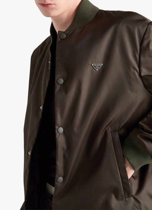 Prada Re-Nylon gewatteerd bomberjack met steekzakken - detail 5 legergroen