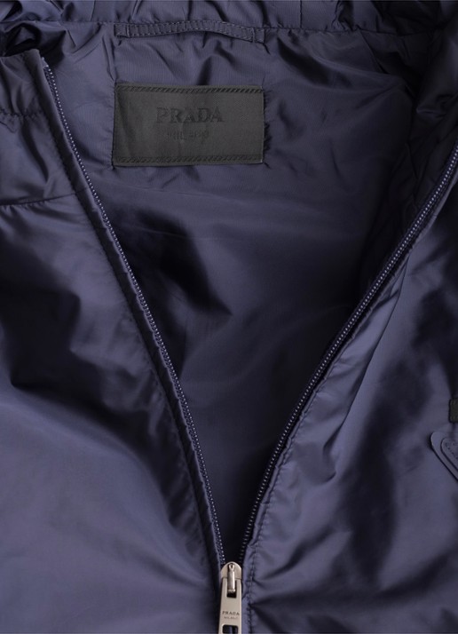 Prada Re-Nylon gewatteerd jack met steekzakken - detail 5 donkerblauw