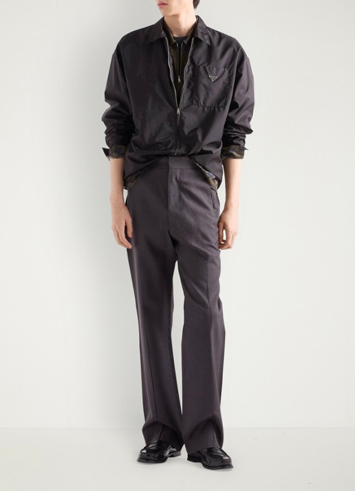 Prada Re-Nylon jack met borstzak - voorkant 2 zwart