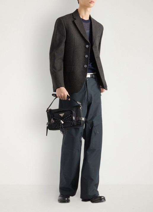 Prada Re-Nylon Medium schoudertas met leren details - detail 4 diepzwart