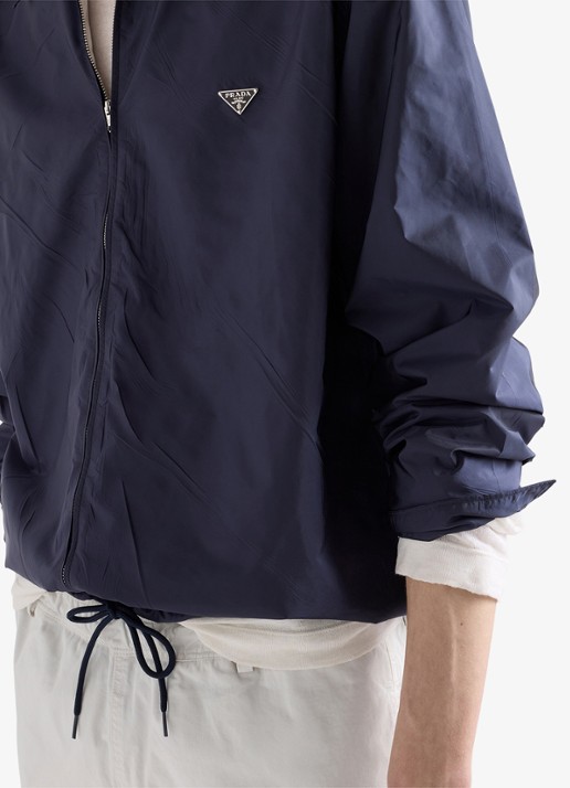 Prada Re-Nylon overshirt met logo - detail 5 donkerblauw