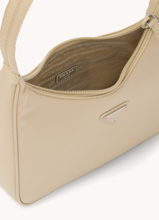 Prada Re-Nylon Re-Edition 2000 Mini schoudertas met logo - detail 5 beige