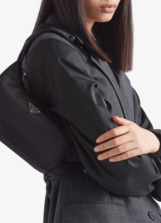 Prada Re-Nylon Re-Edition 2000 Mini schoudertas met logo - voorkant 2 zwart